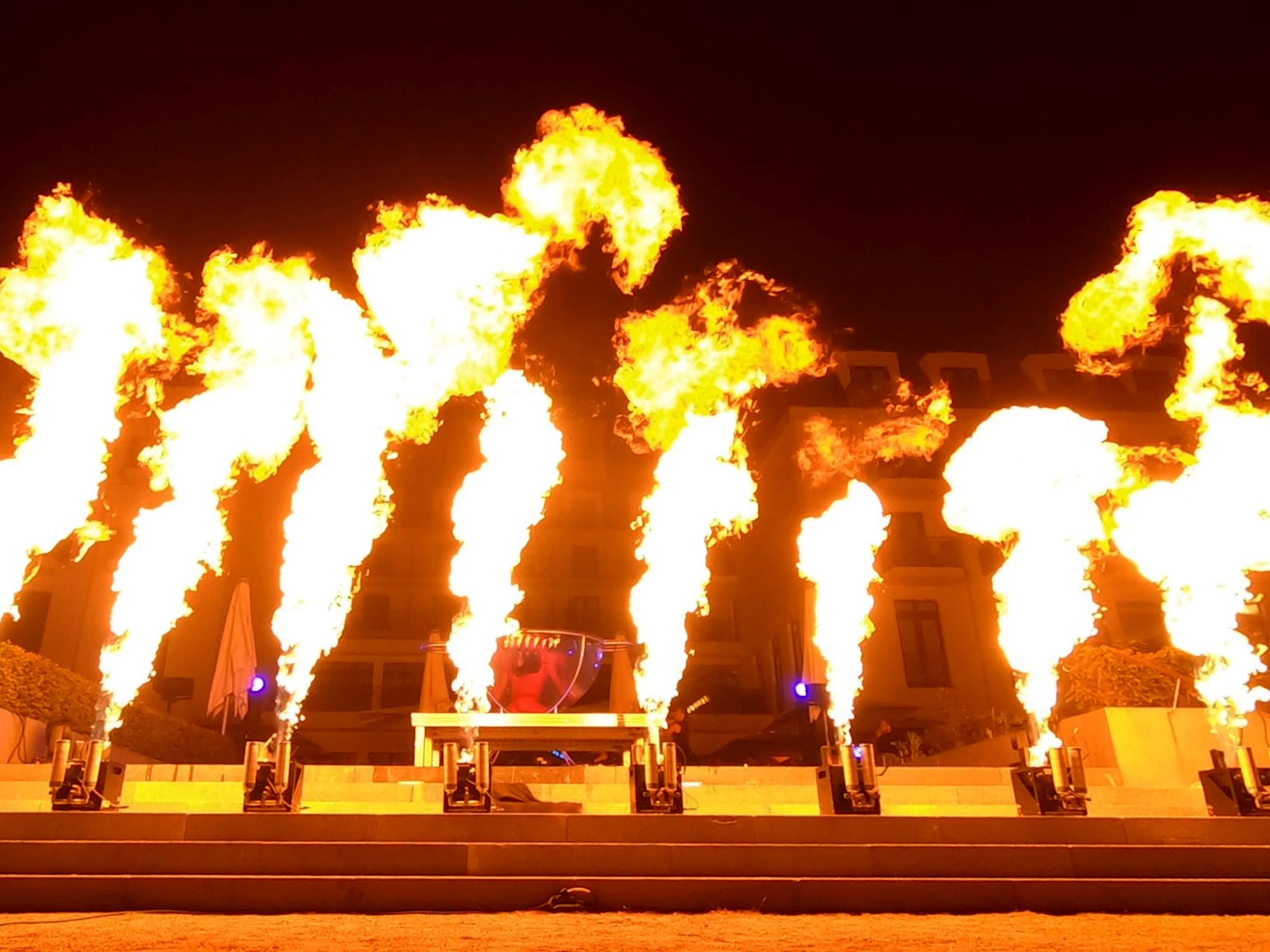 Flammenprojektor zur Feuershow-Begleitung in Kühlungsborn