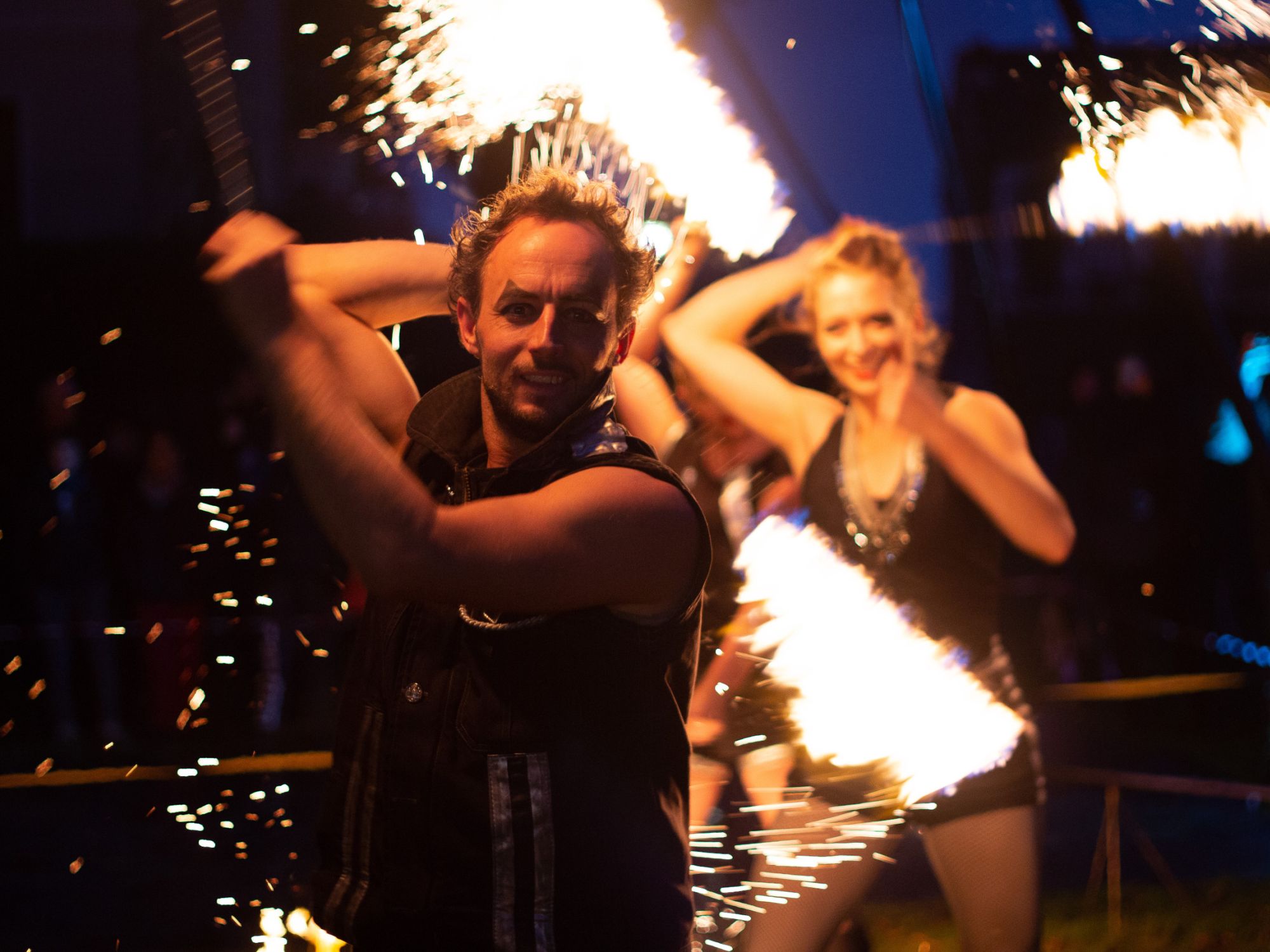 Feuershow zum Lichterfest in Bremen