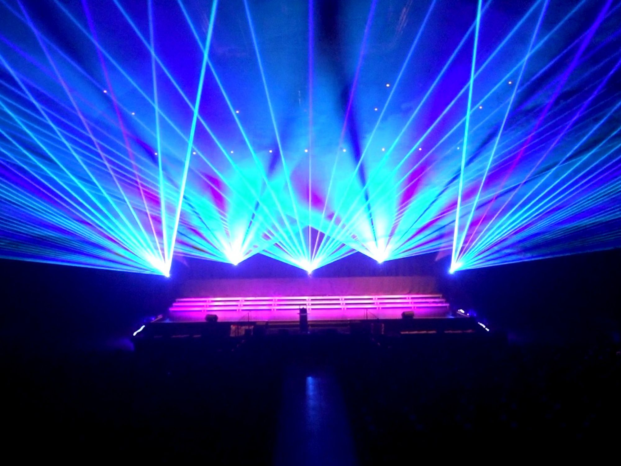 Lasershow zur Meisterfeier in der Volkswagen-Halle Braunschweig
